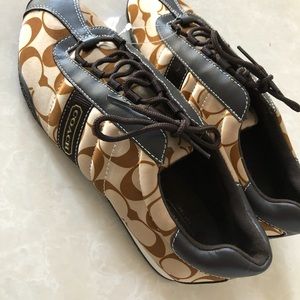 NEW Coach sneaker